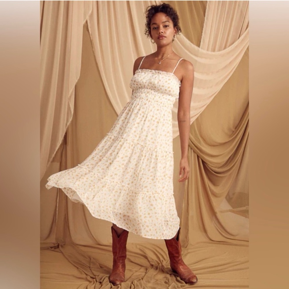 Elegant Cream Floral Dress Trixxi M